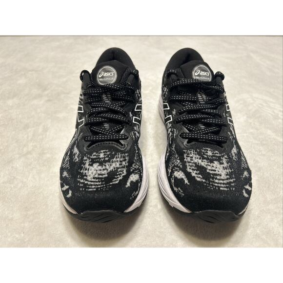 ASICS Women’s Shoes Size 7 Gel Cumulus 23 Black White Running Sneakers Flyte - Picture 2 of 8